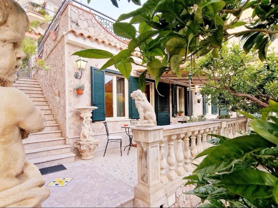 Donna Rosa - Your Home In Taormina